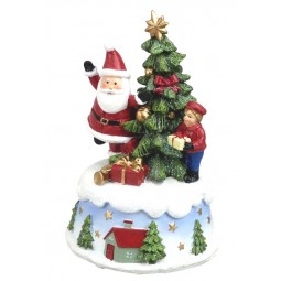 Santa mit Baum