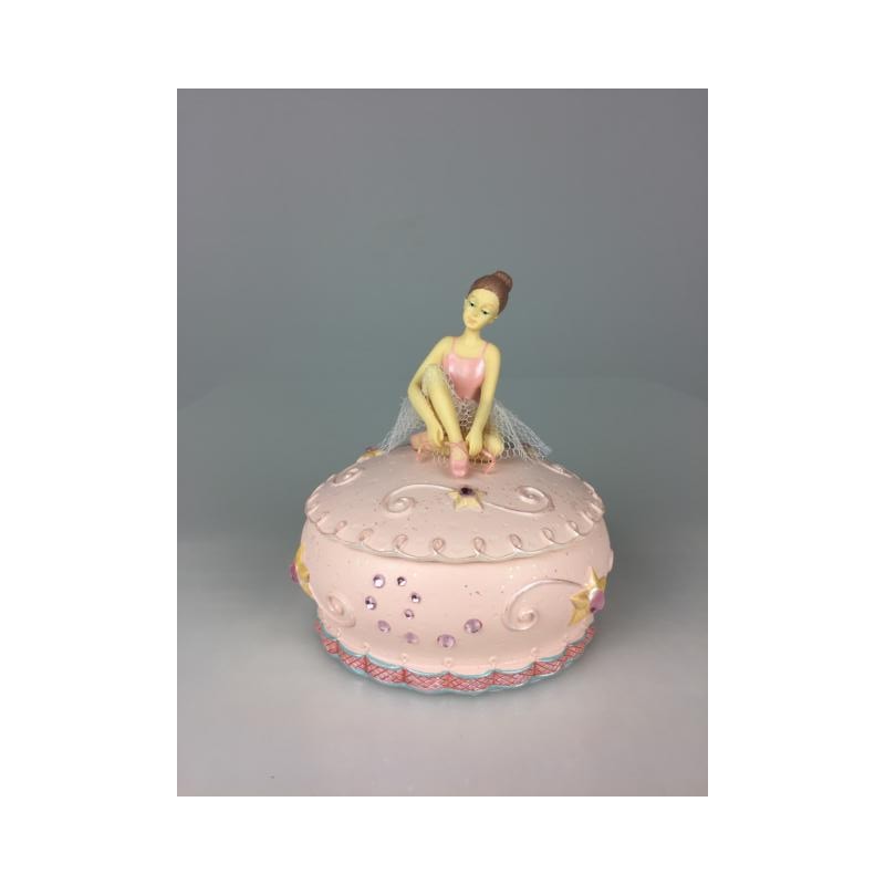 Pink jewelry box with ballerina 