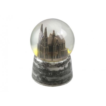 Snow globe Cologne Cathedral.