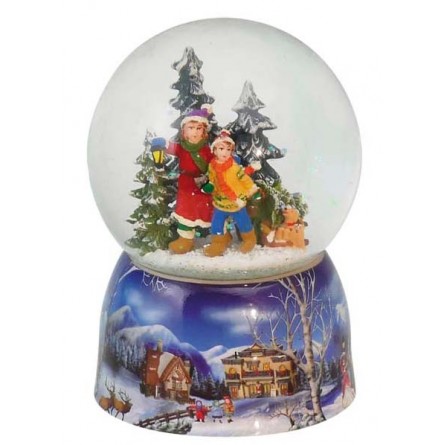 Snowglobe “Kids with lantern in the woods”
