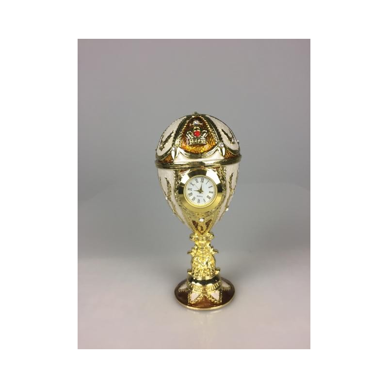 Gold jewelry egg in Fabergé style